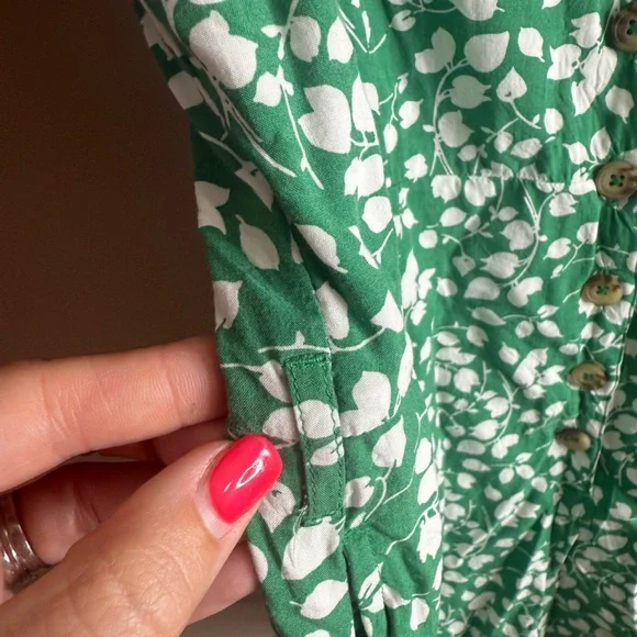 Abercrombie and Fitch Green Floral Women's romper large - Picture 9 of 15